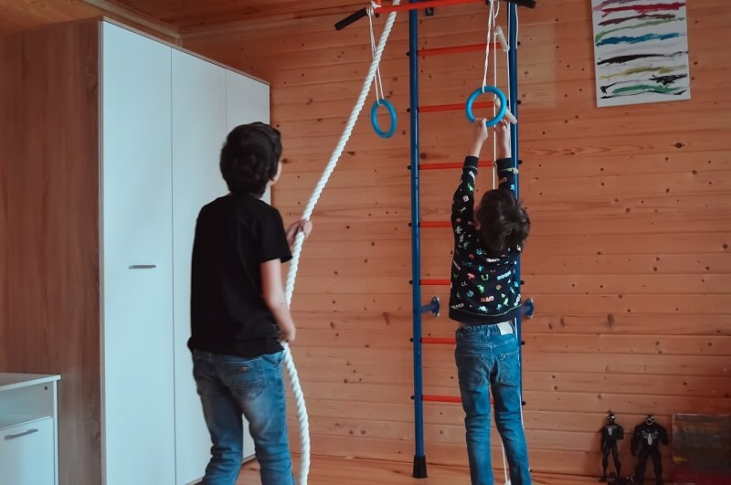 Mediciner.in - How to use household items as exercise equipment? | 2025 Children home workout 2025