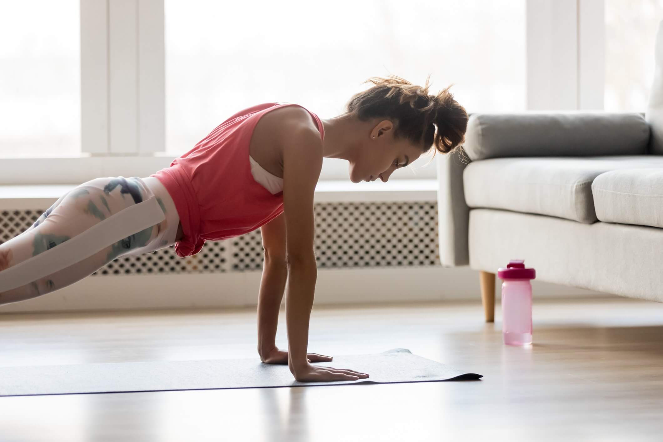 Mediciner.in - YOGA: The essential habit for a peaceful body & mind | 2025 Workout | Free hand | Fitness
