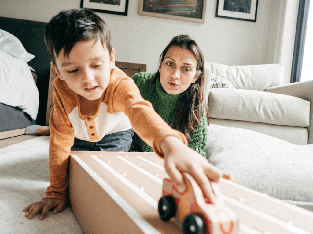 Mediciner.in - Eyewear | 2025 Don’t let your child fall behind: Handle with care