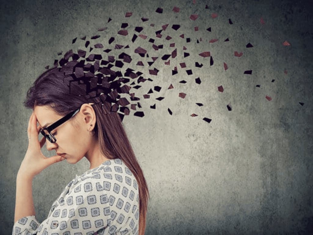 Mediciner.in - Eyewear | 2025 Memory loss: when to get serious and consult a doctor?