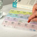 Mediciner.in - INKULTURE Pill Medicine Organizer Reminder Storage Box - 28 Days or 4 Weeks | Plastic | Pack of 1 | 2025 INKULTURE Pill Medicine Organizer Reminder Storage Box 28 Days or 4 Weeks Plastic Pack of 1 0 3 2025